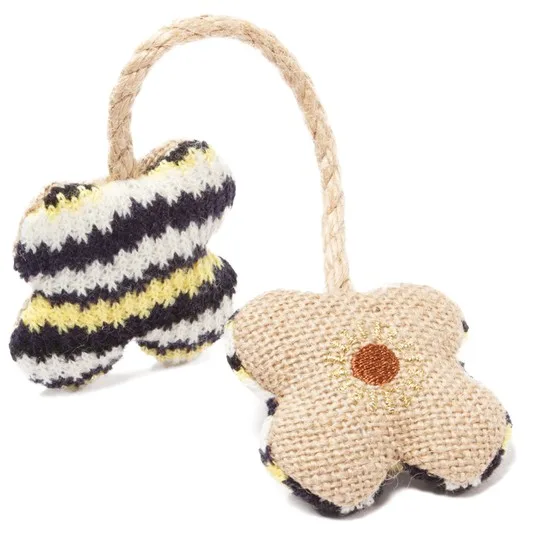 Игрушка для кошек Triol Natural Цветочки с кошачьей мятой, 21см, джут, 22171059